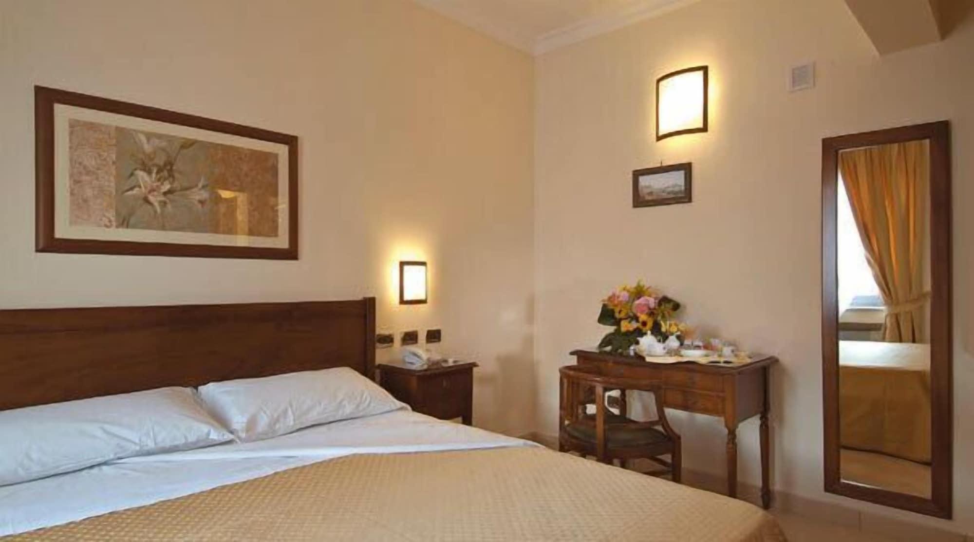 Buono Hotel Неаполь Экстерьер фото